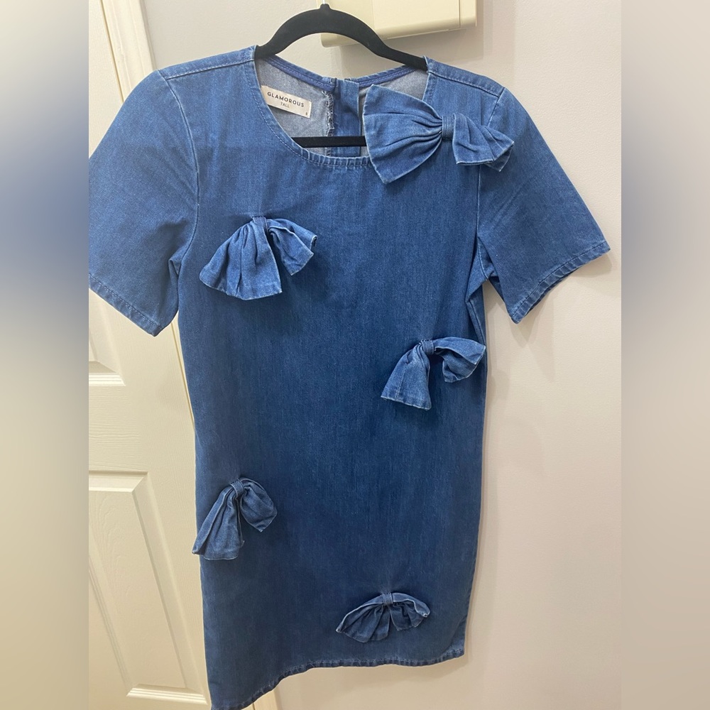 Super cute Above the knee bow denim dress